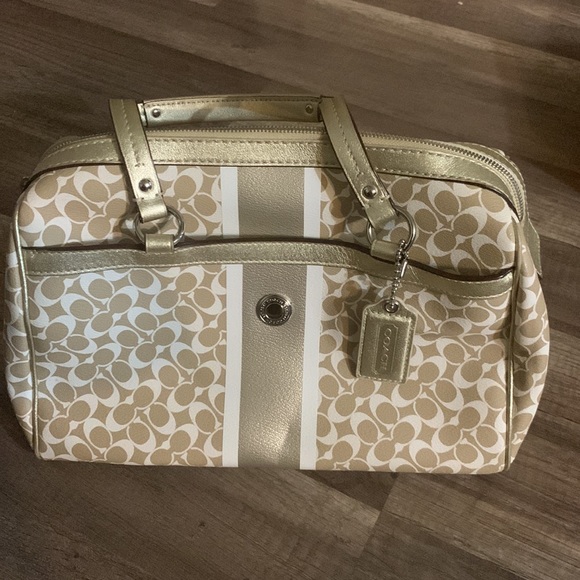 Coach Bags Coach Leather Womans Satchel M94f15132 Rarely Used